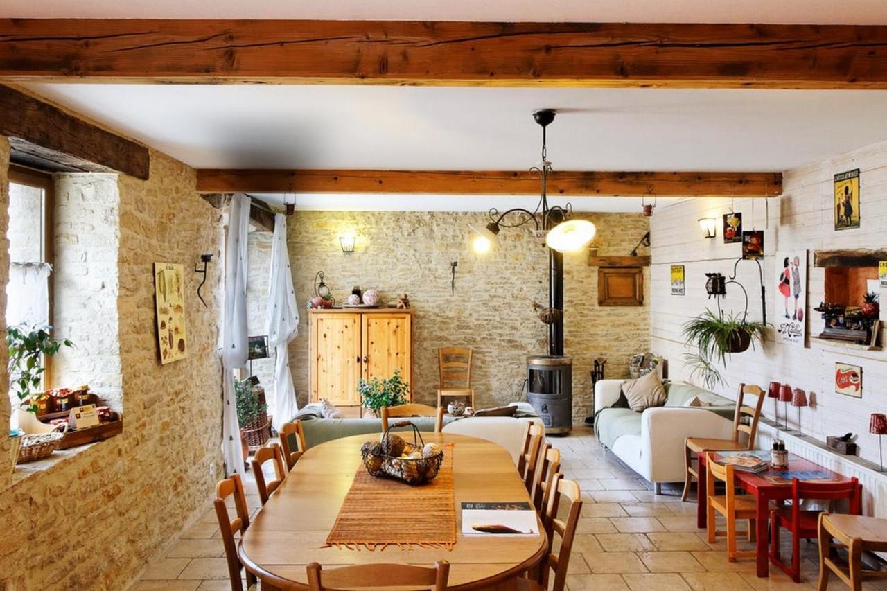 Chambres D'Hotes Soleil Et Cacao Siccieu-Saint-Julien-et-Carisieu Bagian luar foto