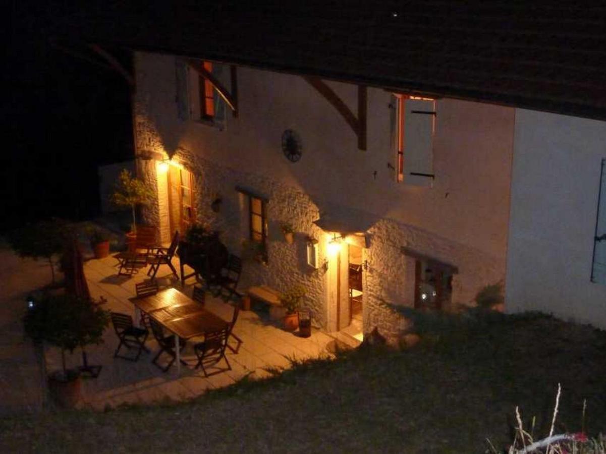 Chambres D'Hotes Soleil Et Cacao Siccieu-Saint-Julien-et-Carisieu Bagian luar foto